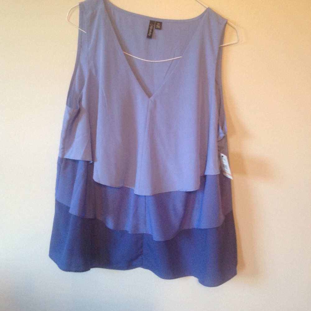 Sleeveless v neck